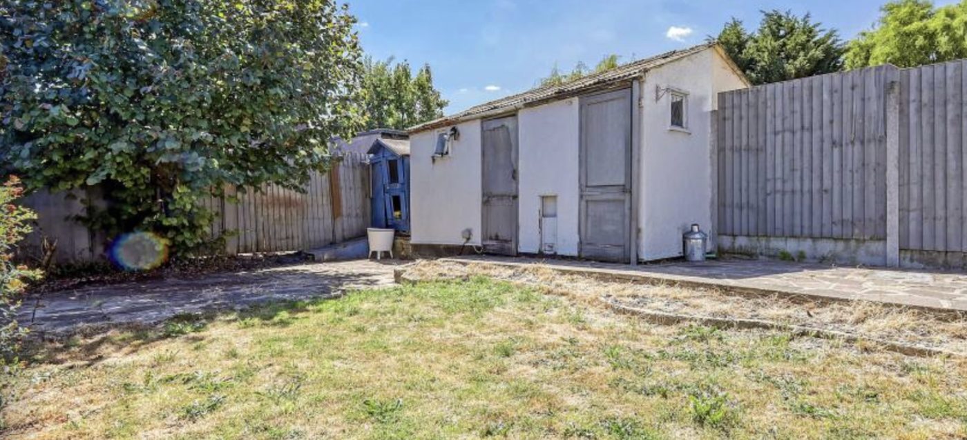 Epping garden outbuilding before conversion